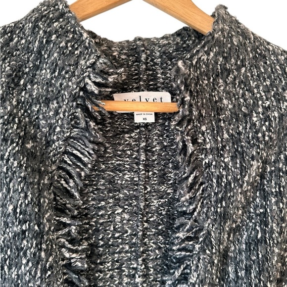 Velvet by Graham & Spencer Tweed Chunky Knit Fringe Open Front Cardigan - Picture 4 of 15